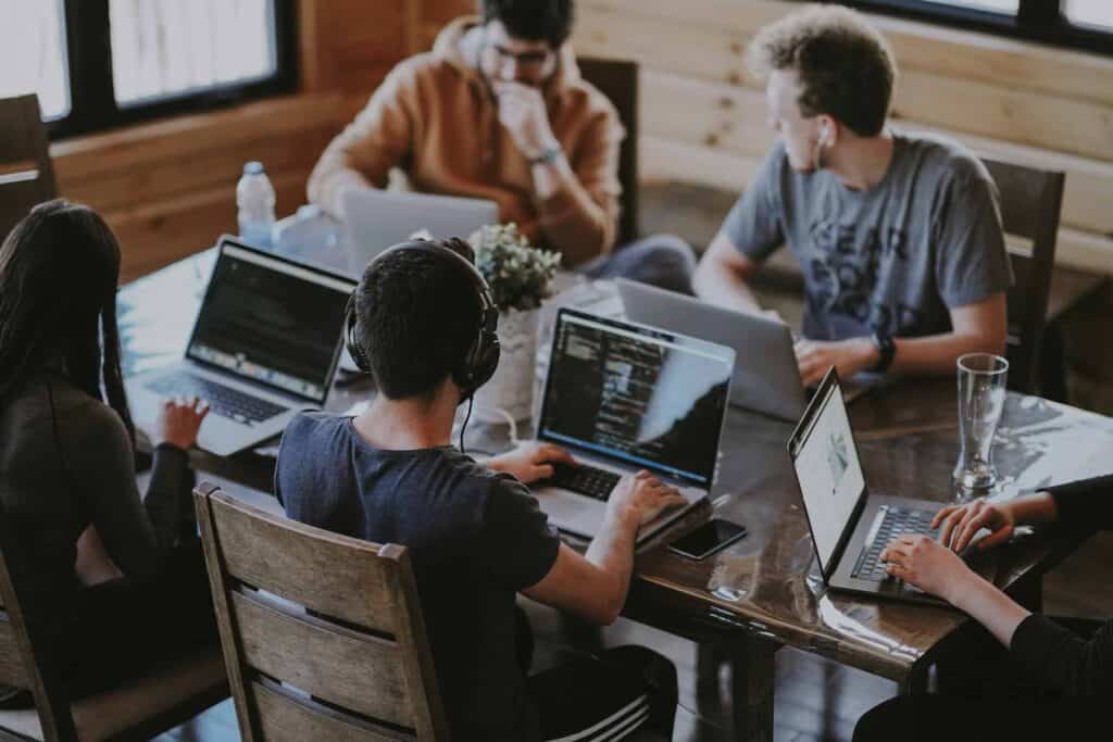 Leveraging Data Archives to Reduce Cost and Support Security_AutoRABIT