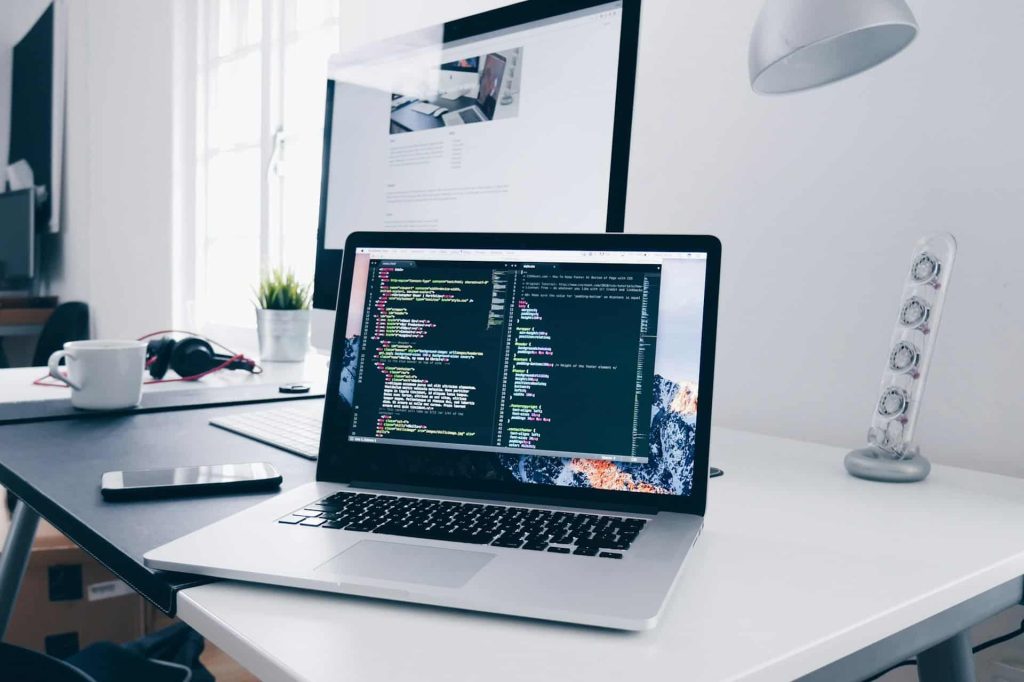 Data Management in Salesforce Key Strategies for Better Governance_AutoRABIT