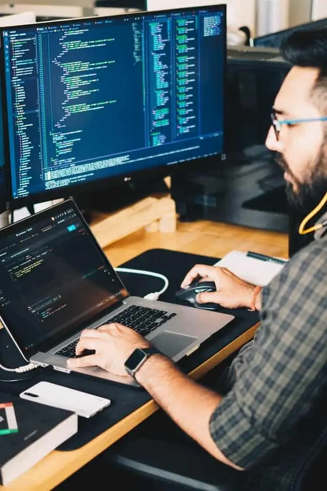 The-Differences-Between-Agile-and-DevOps-Practices-3
