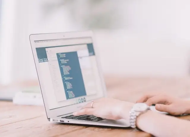 crew-4Hg8LH9Hoxc-unsplash What Banks Should Do After a Salesforce Data Loss Event_AutoRABIT